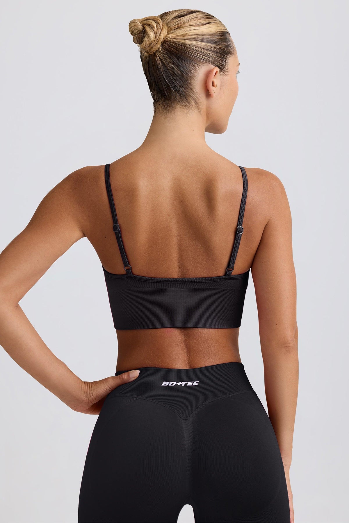 Define Luxe V-neck Sports Bra In Black