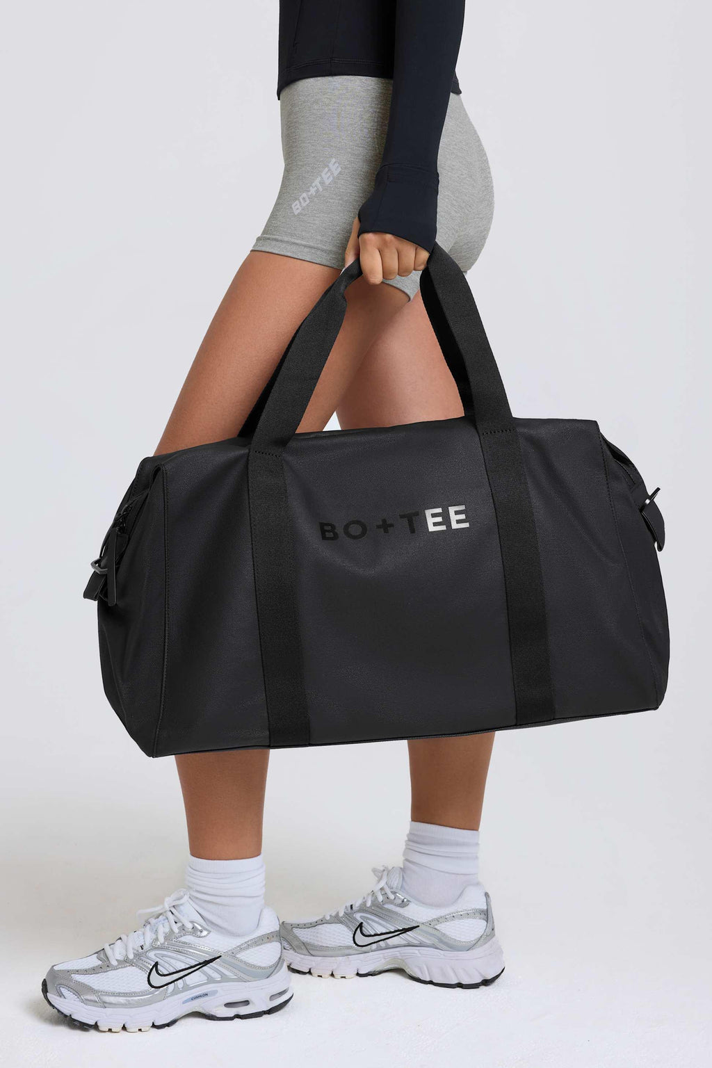 Logo Duffle Bag In Black