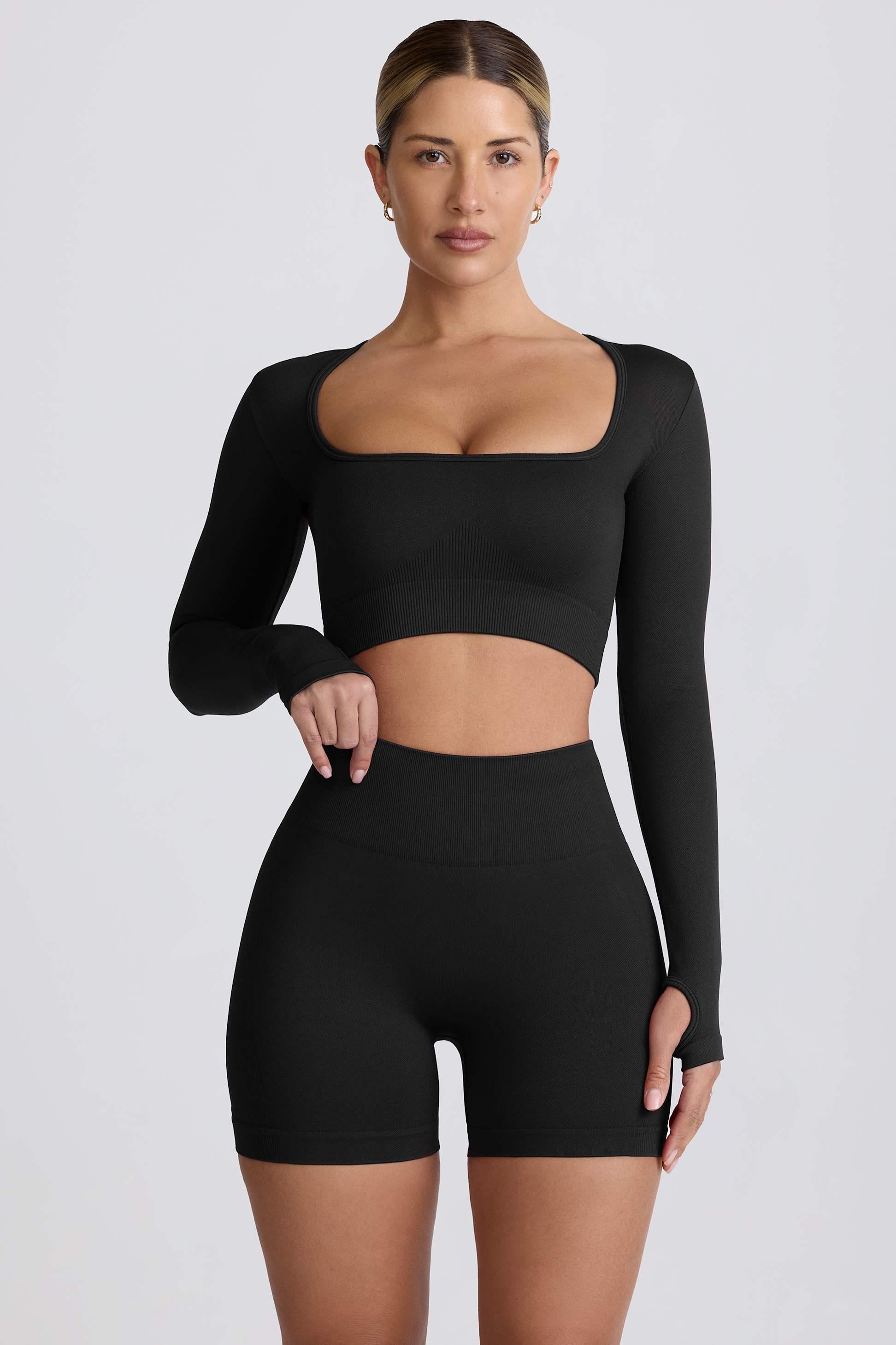 เสื้อครอปท็อปแขนยาวไร้รอยต่อ Super Sculpt สีดำ