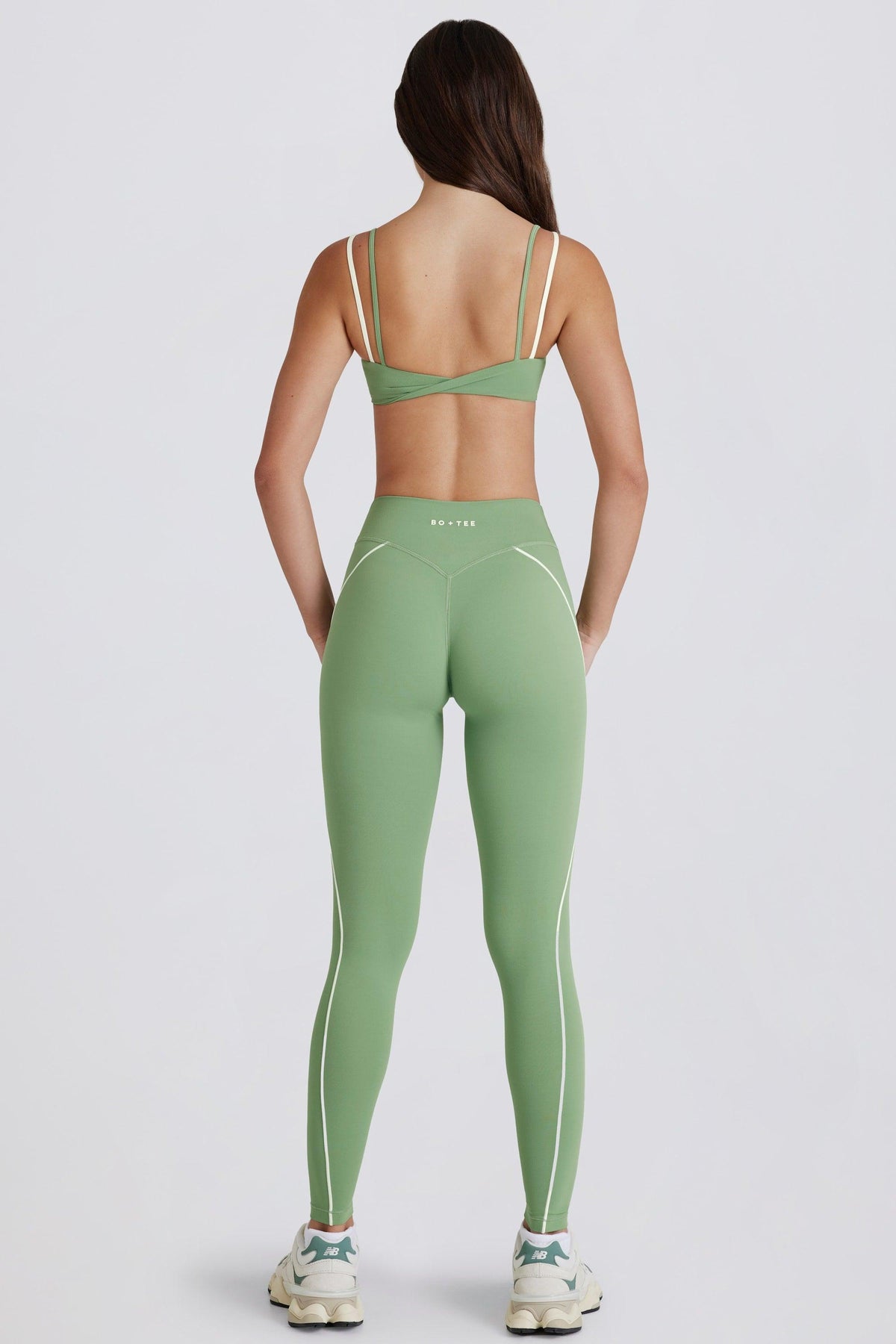 Soft Active Twist-front Leggings In Jade