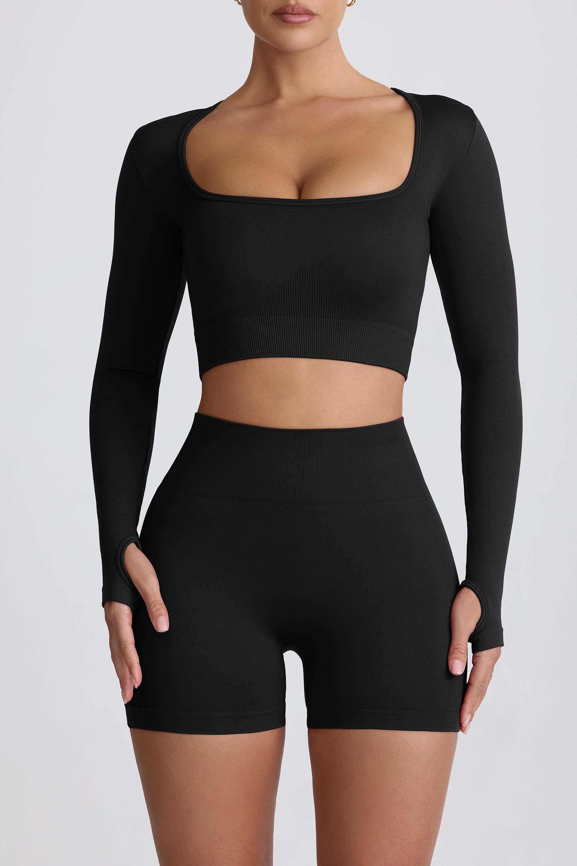 เสื้อครอปท็อปแขนยาวไร้รอยต่อ Super Sculpt สีดำ