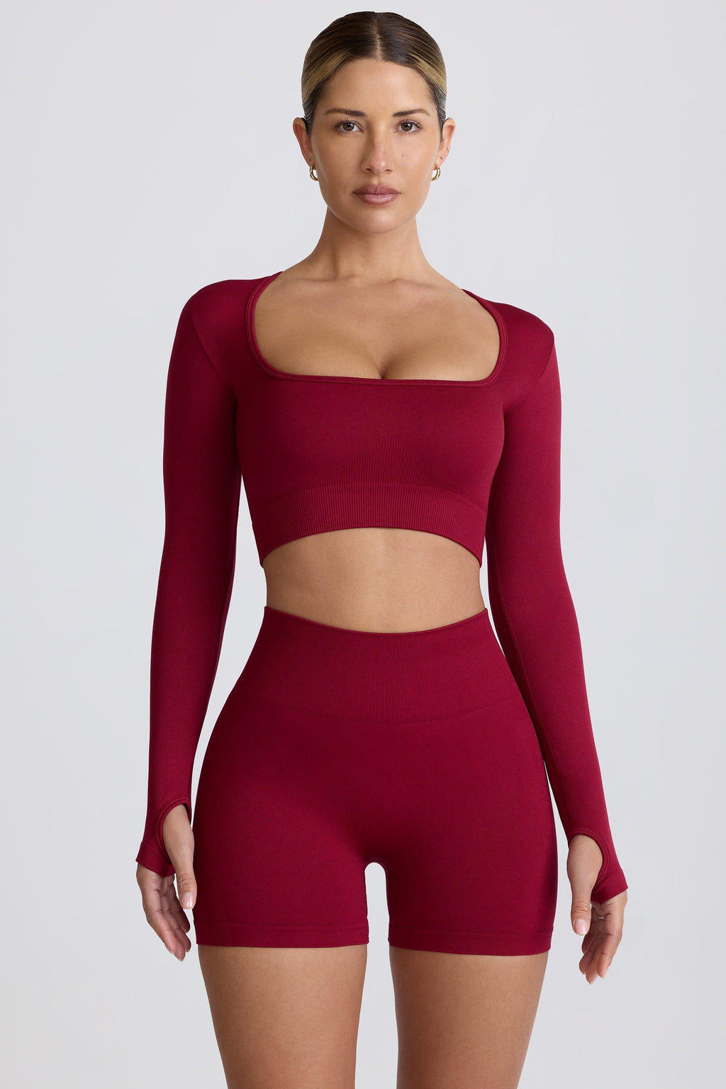 เสื้อครอปท็อปแขนยาวไร้รอยต่อ Super Sculpt สีเบอร์กันดี