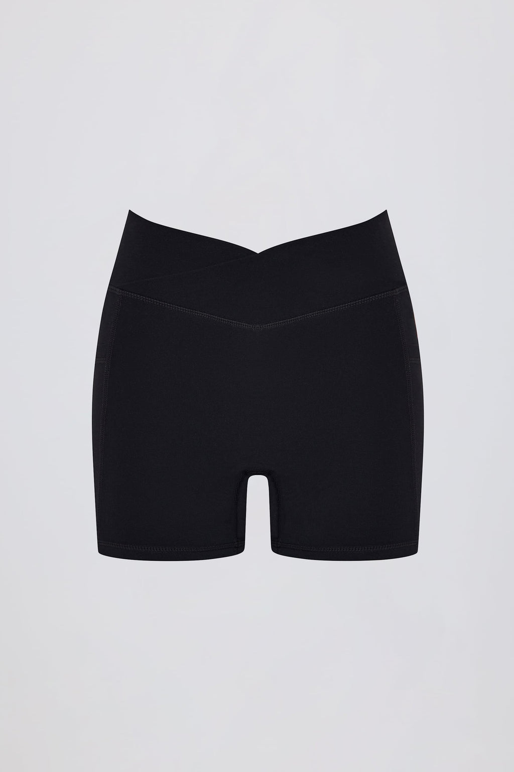 Soft Active V-waist Pocket Mini Shorts In Black