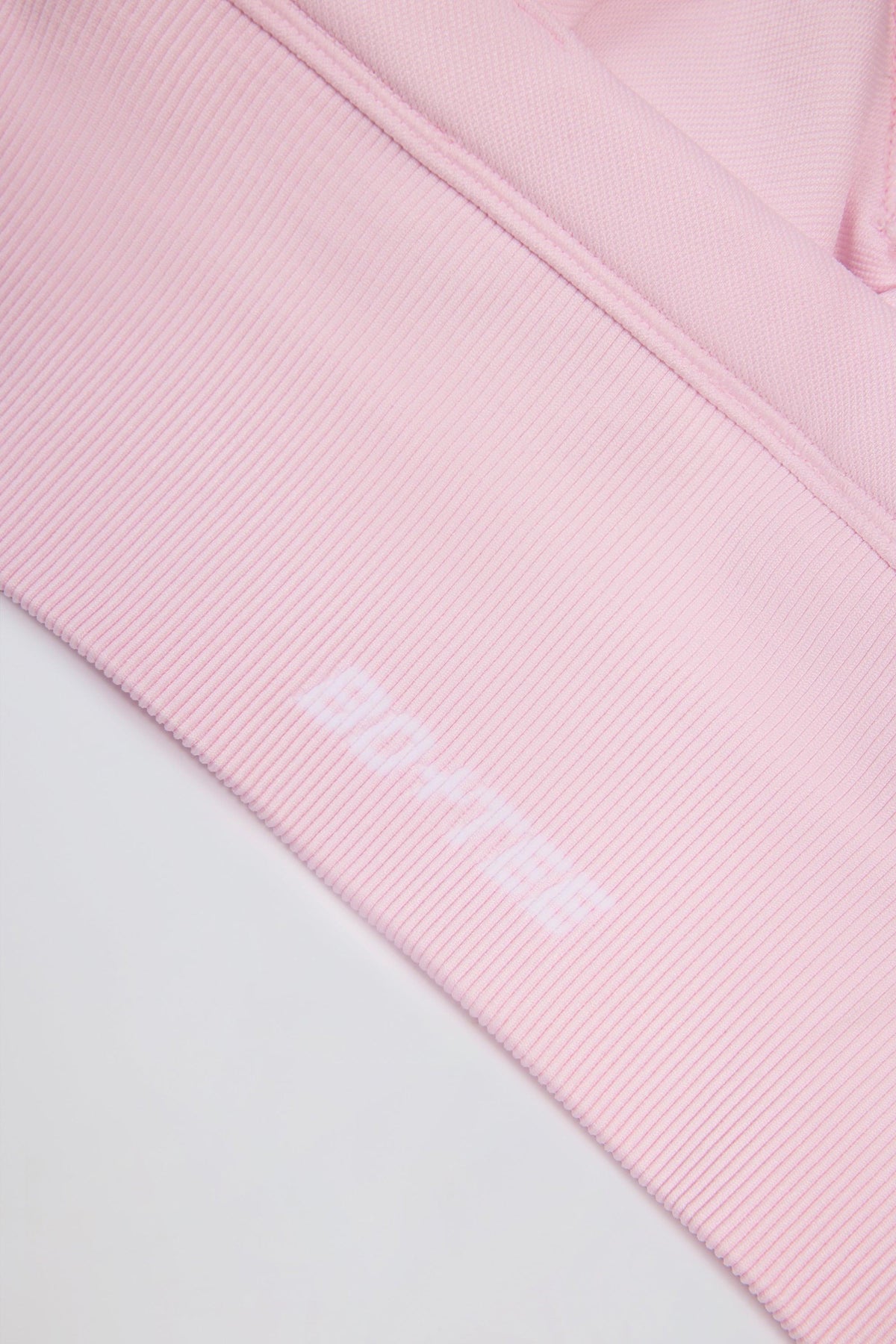 เสื้อสปอร์ตบราแบบไม่มีรอยต่อ Super Sculpt สีชมพูอ่อน
