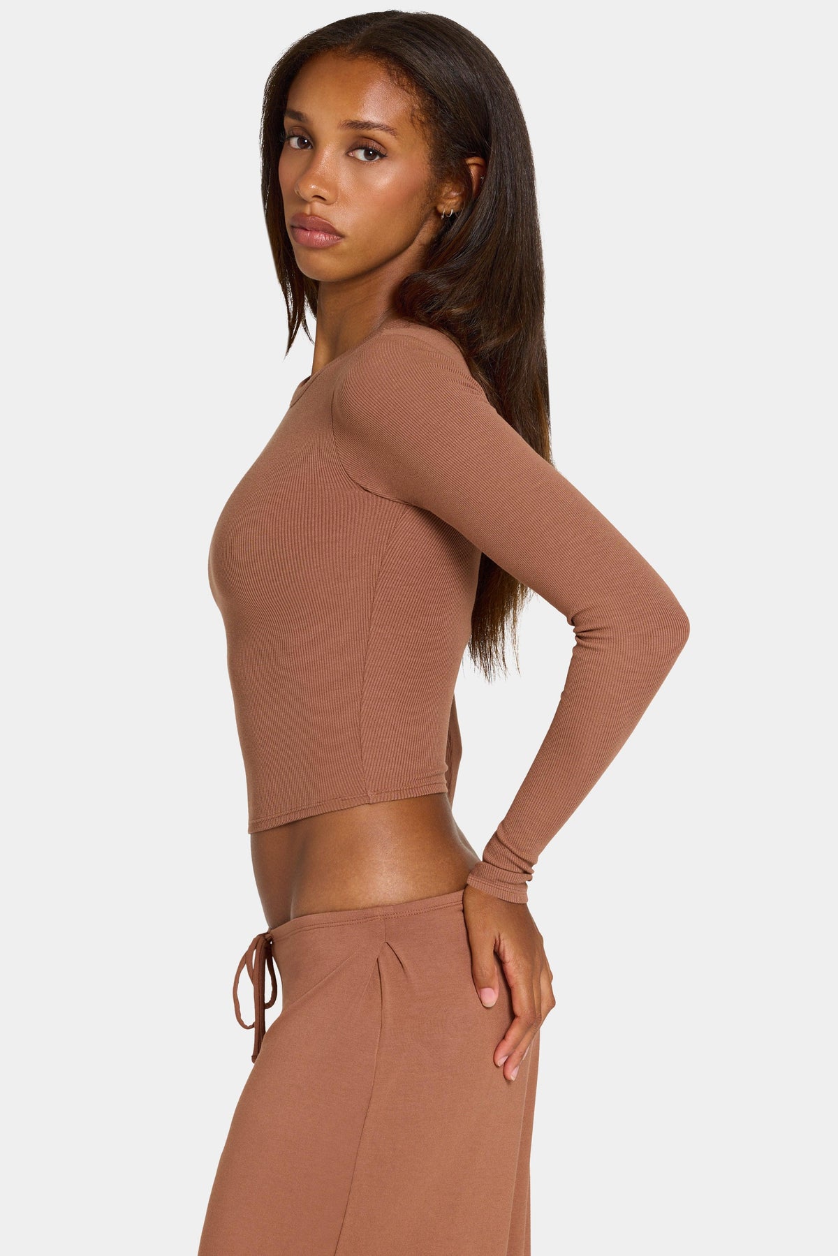 Buttercloud™ Long-sleeve Crop Top In Cocoa