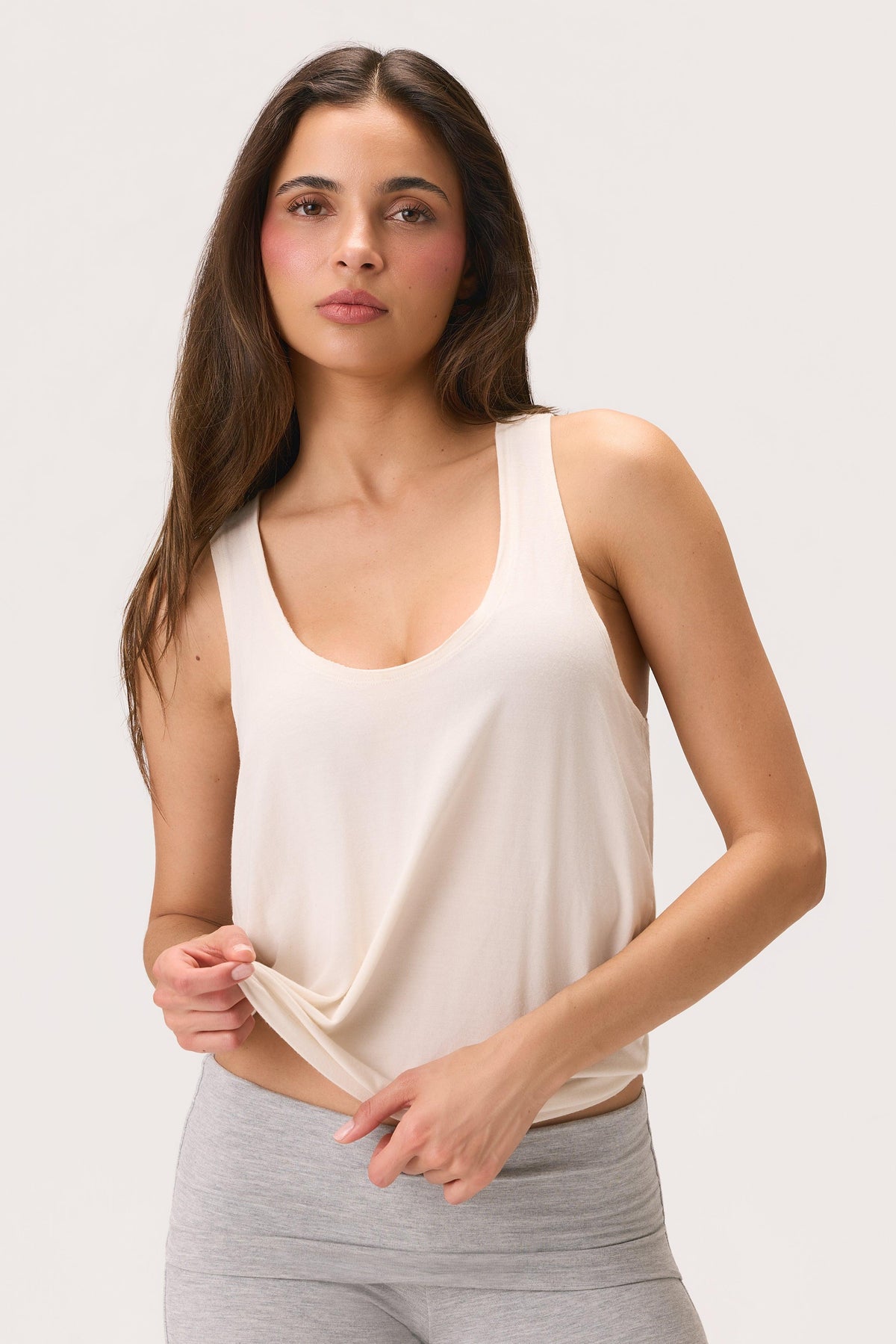 เสื้อกล้ามเนื้อ Buttercloud™ สโลว์ชี สีมะพร้าว