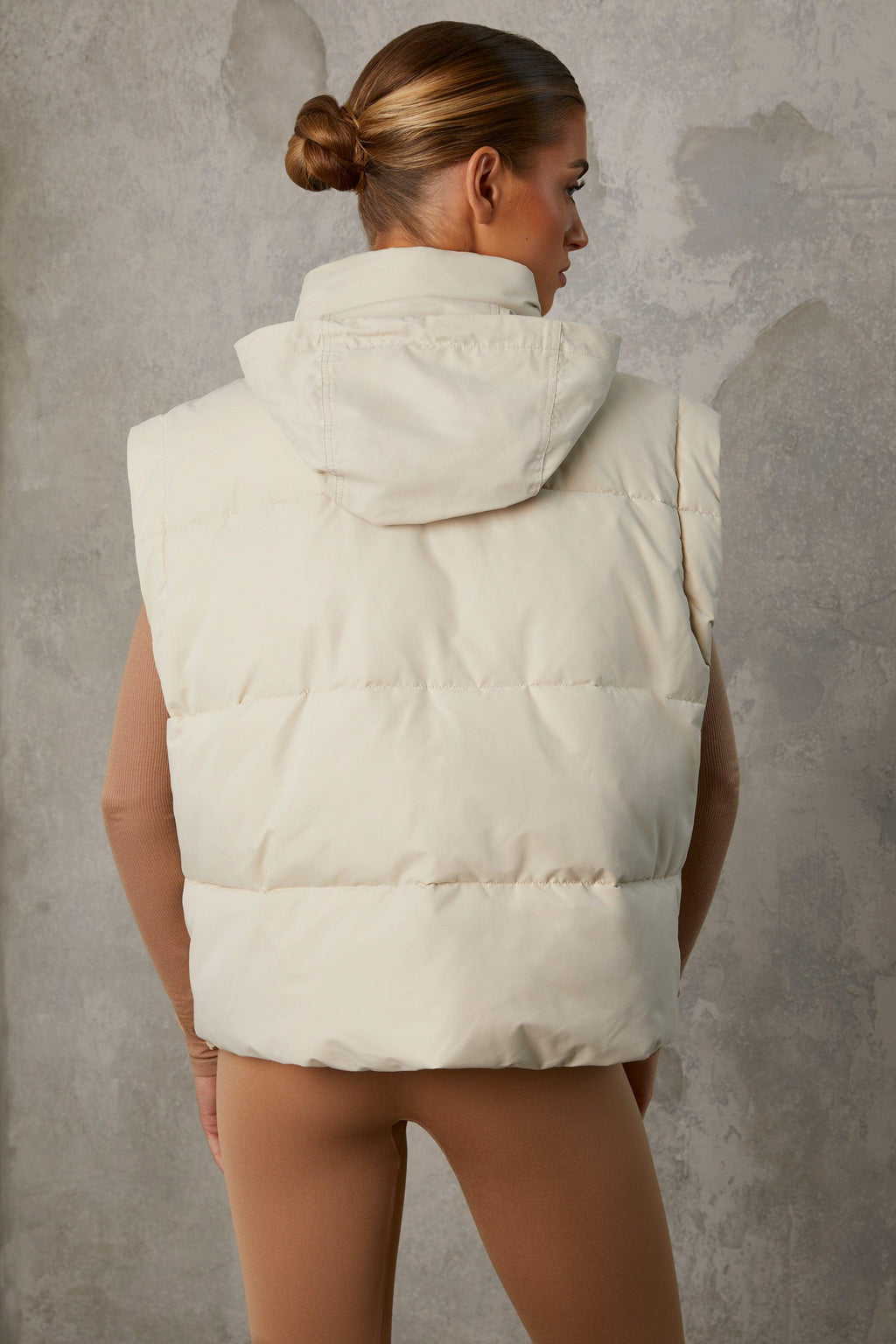 Cropped Puffer Jacket With Detachable Sleeves In Sand