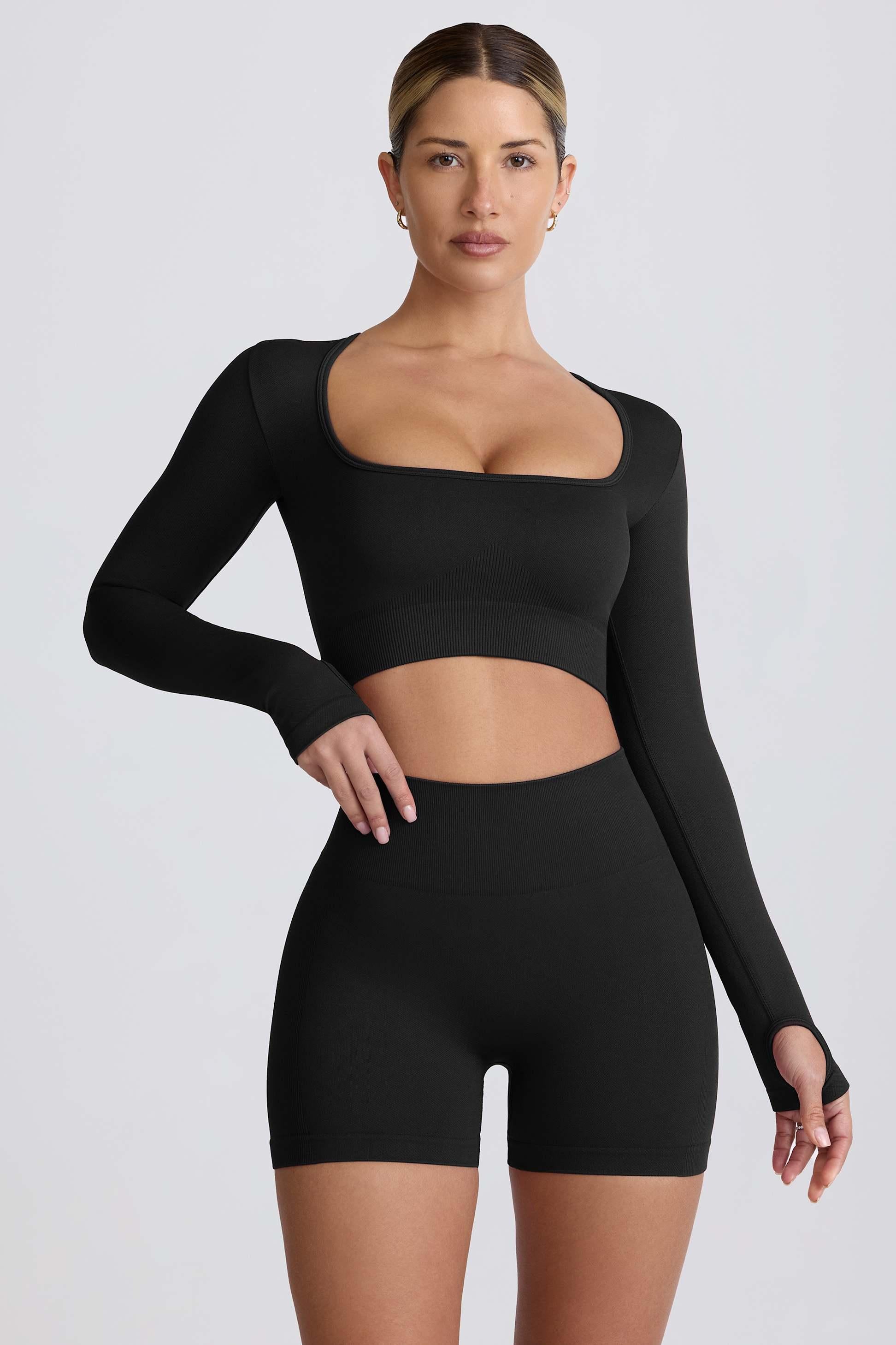 เสื้อครอปท็อปแขนยาวไร้รอยต่อ Super Sculpt สีดำ