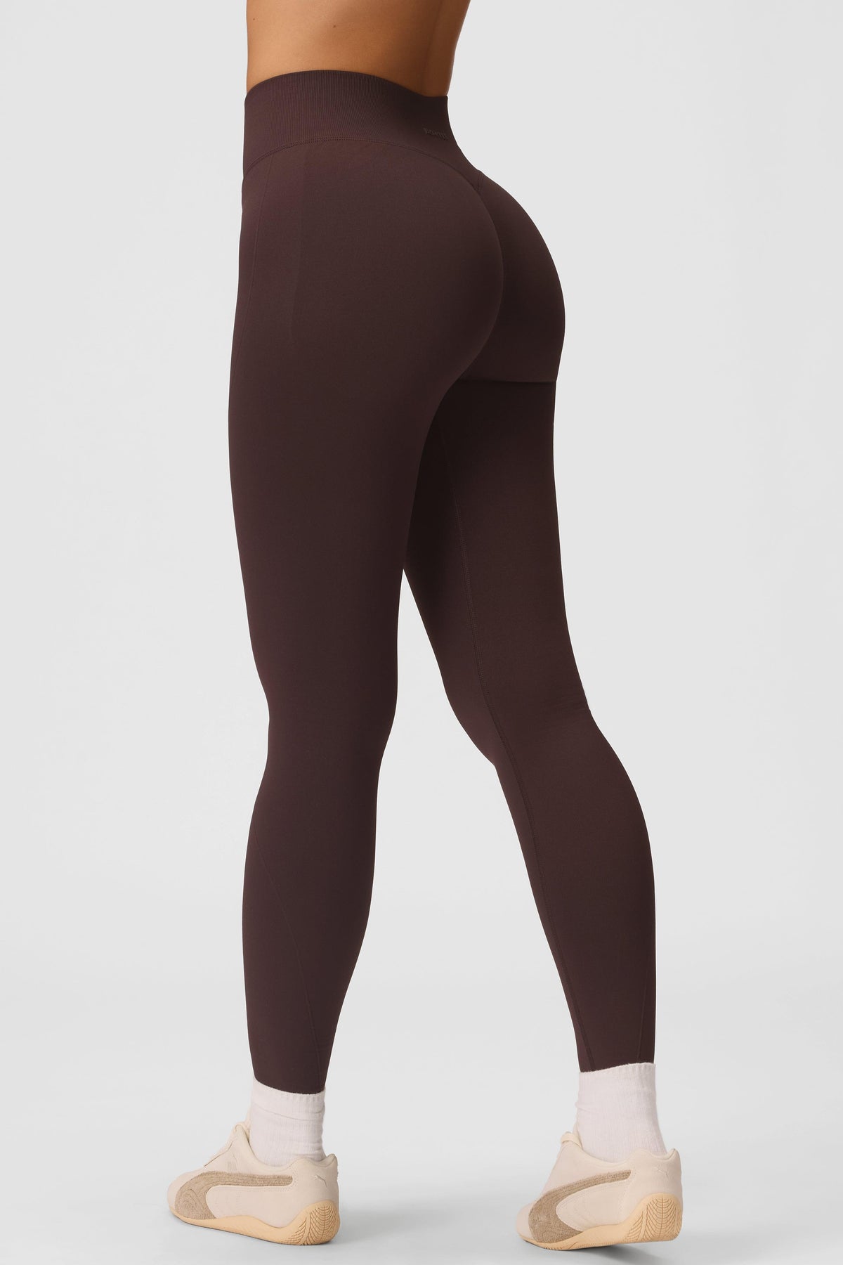 Seamless Full-length Leggings In Espresso
