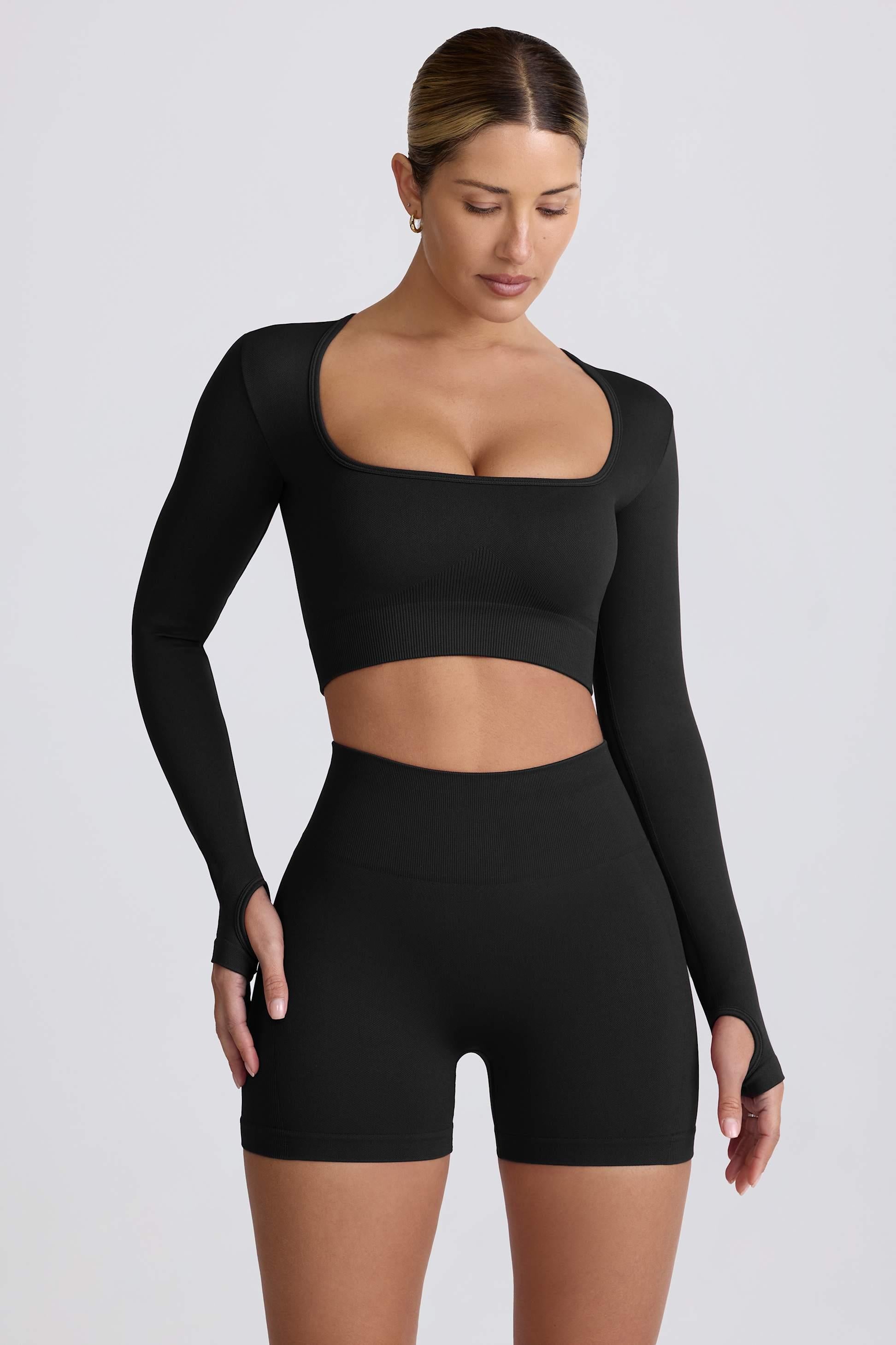 เสื้อครอปท็อปแขนยาวไร้รอยต่อ Super Sculpt สีดำ